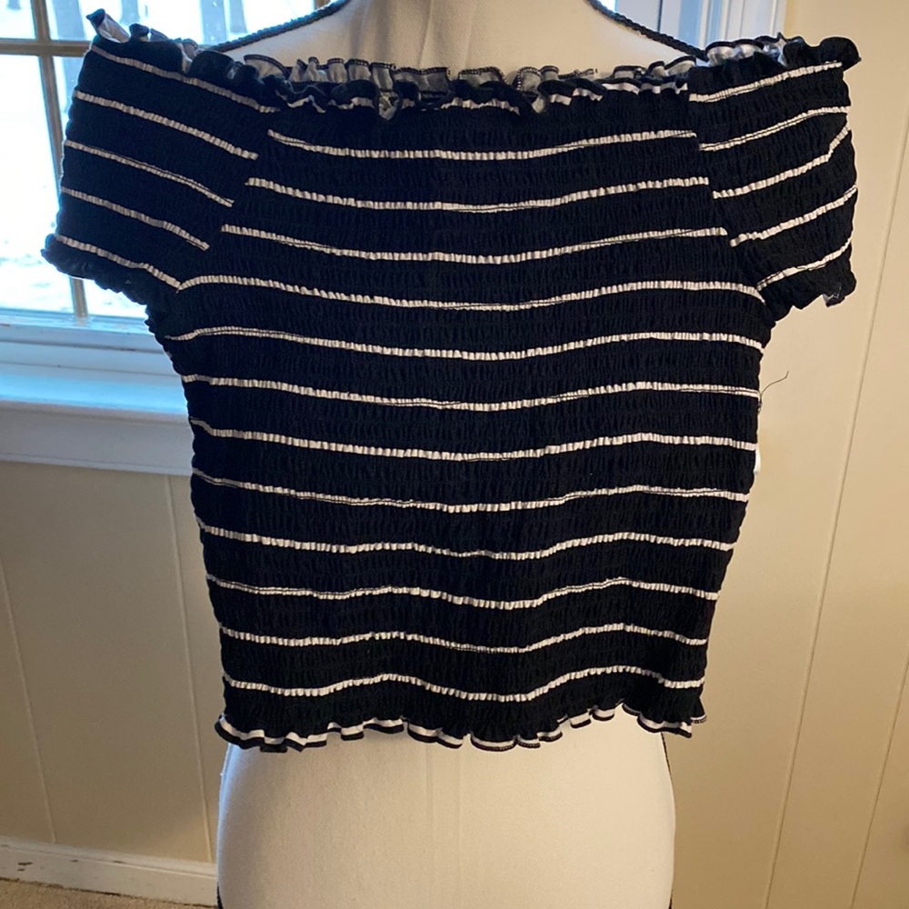 Striped off the shoulder ruched crop top